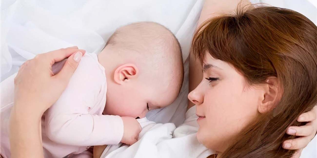产后妈妈胸小就没奶？母乳喂养最常见的 7 个误区，大家注意了
